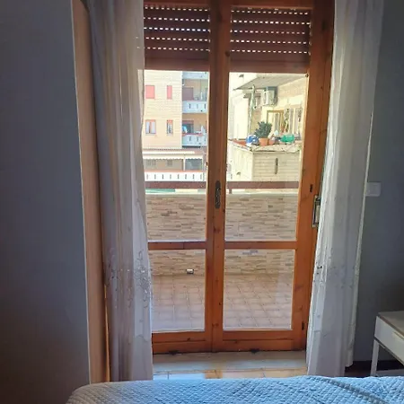 In Italy By The Sea Daire *